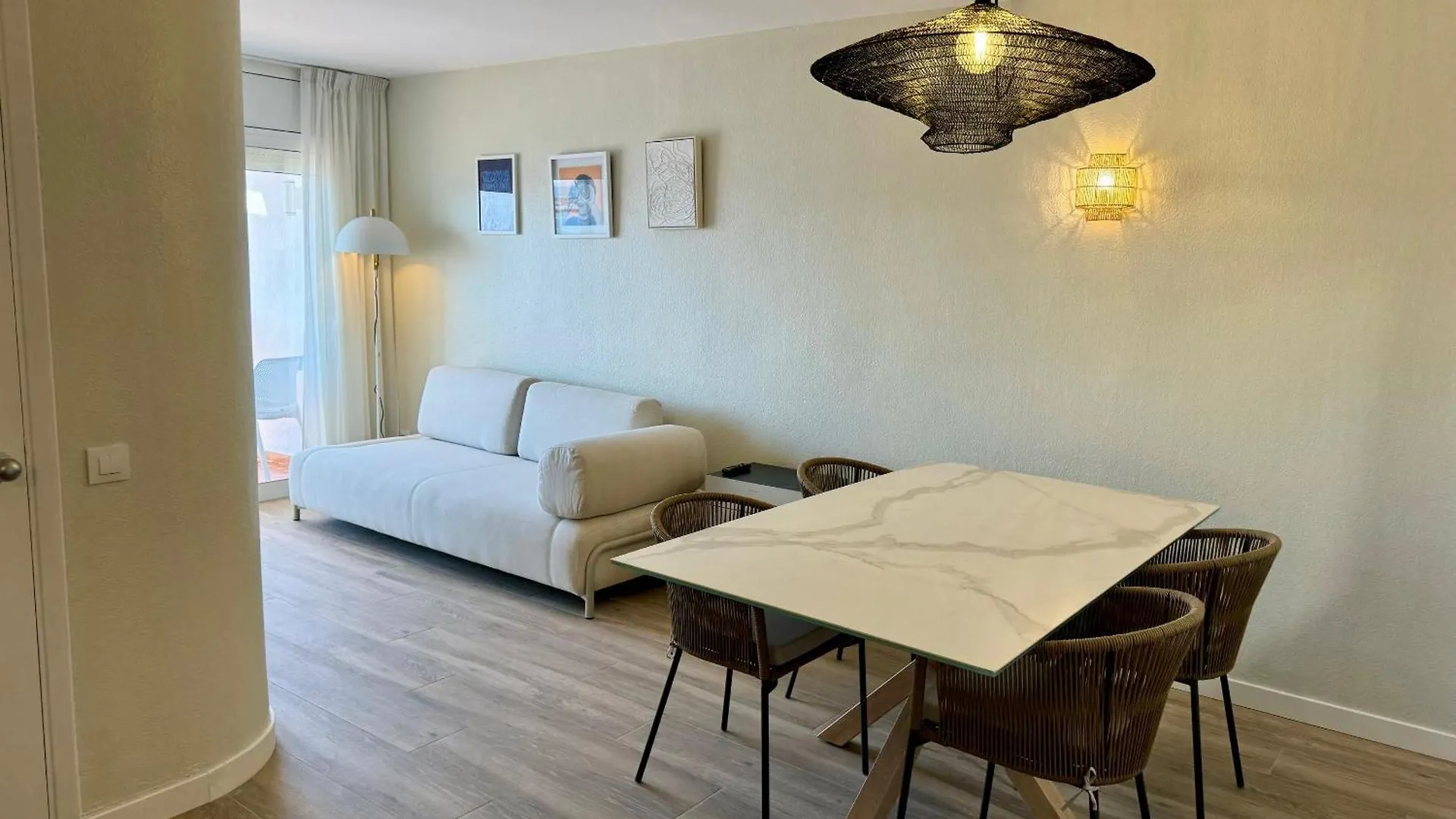 Apartamento Puerto Miramar Камбрильс Апартаменты