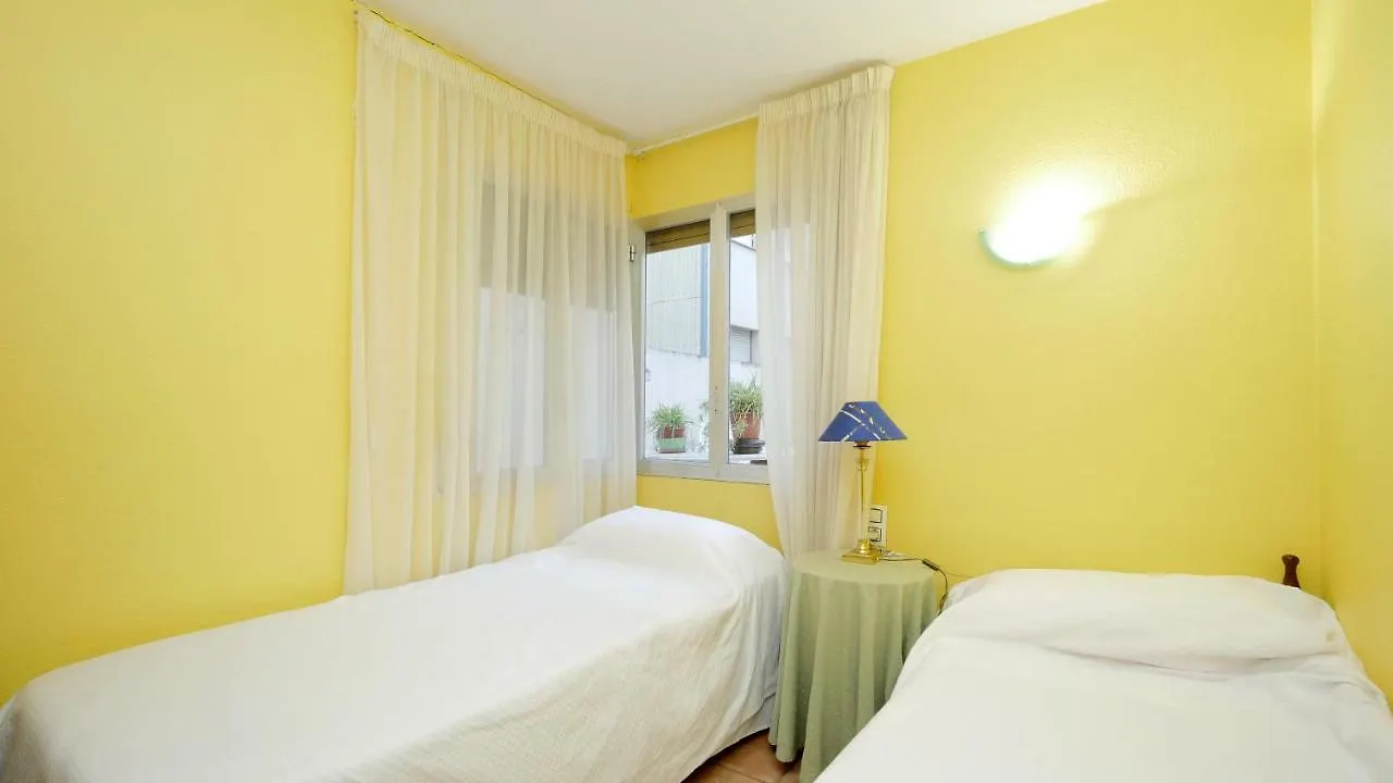 Apartamento Puerto Miramar 坎布里尔斯